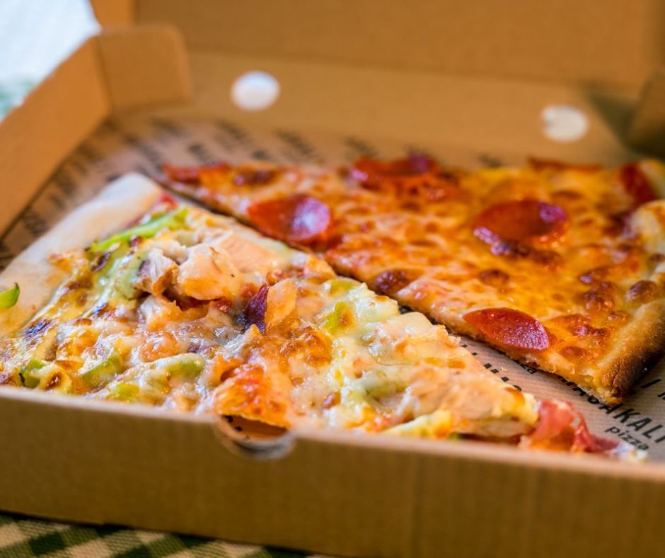 Celebramos con Express Vip Pizzas® y Masakali pizza® el día internacional de este manjar.